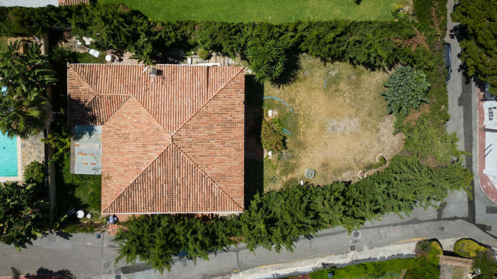 Detached Villa Río Real Málaga - image 29