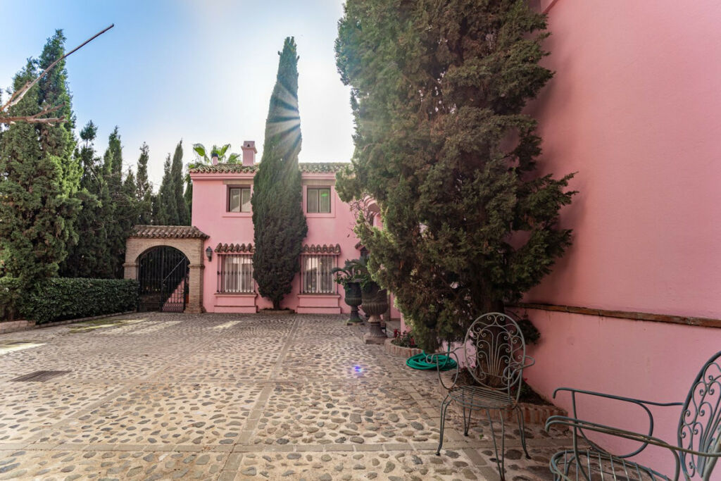 Detached Villa Benahavís Málaga - image 29