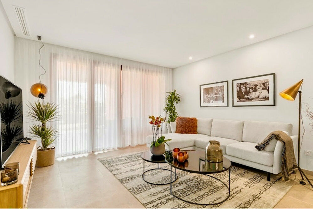 Ground Floor Apartment Estepona Málaga - image 3
