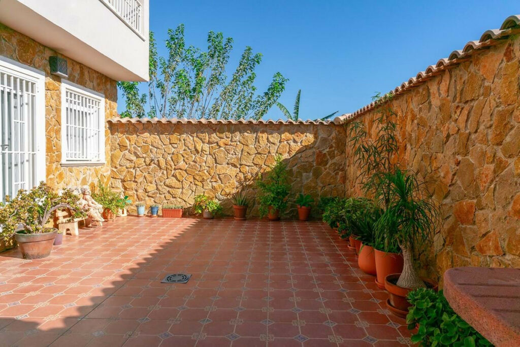 Townhouse San Fulgencio Alicante - image 3