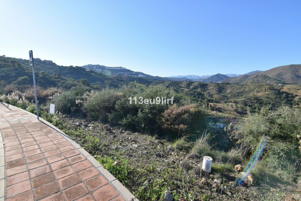 Residential Plot La Cala Golf Málaga - image 3
