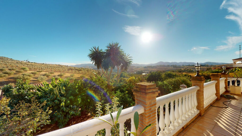Detached Villa Alcaucín Málaga - image 3