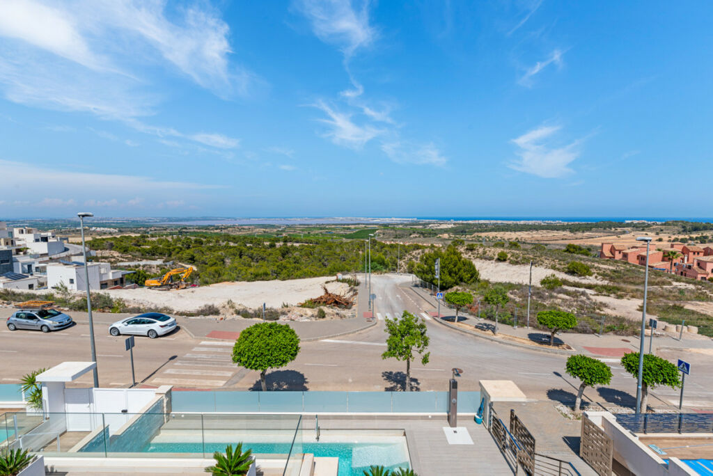 Detached Villa San Miguel de Salinas Alicante - image 3