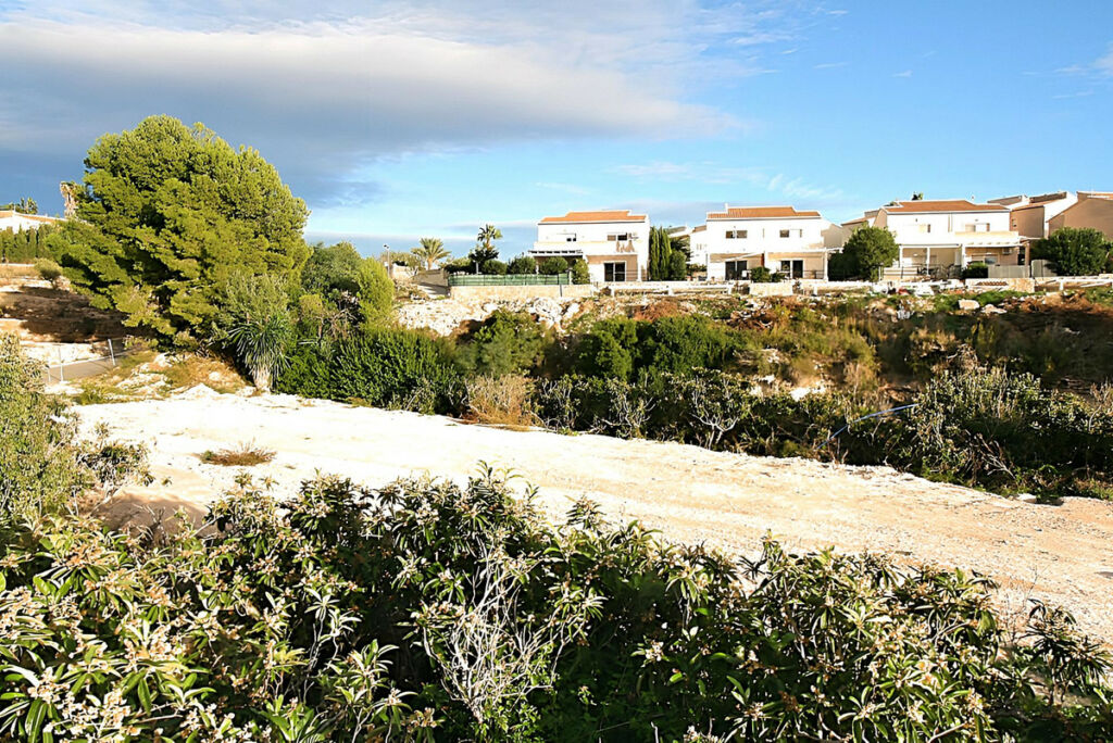 Land Calpe Alicante - image 3