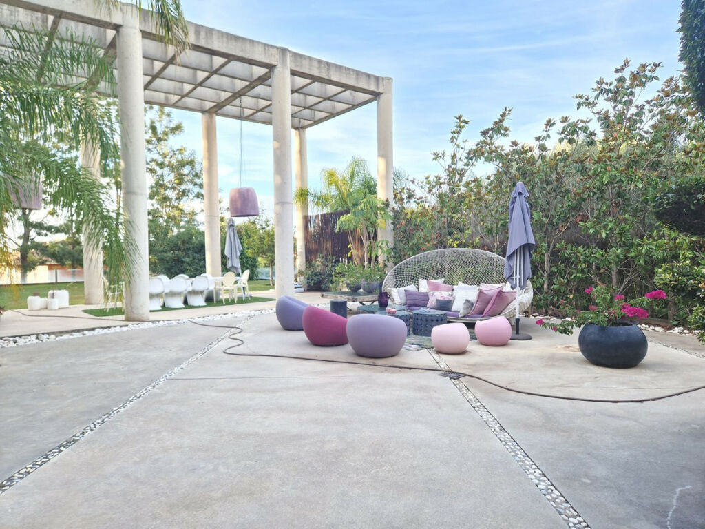 Detached Villa Estepona Málaga - image 2