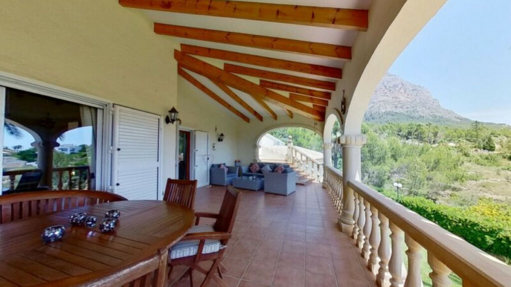 Detached Villa Javea Alicante - image 3