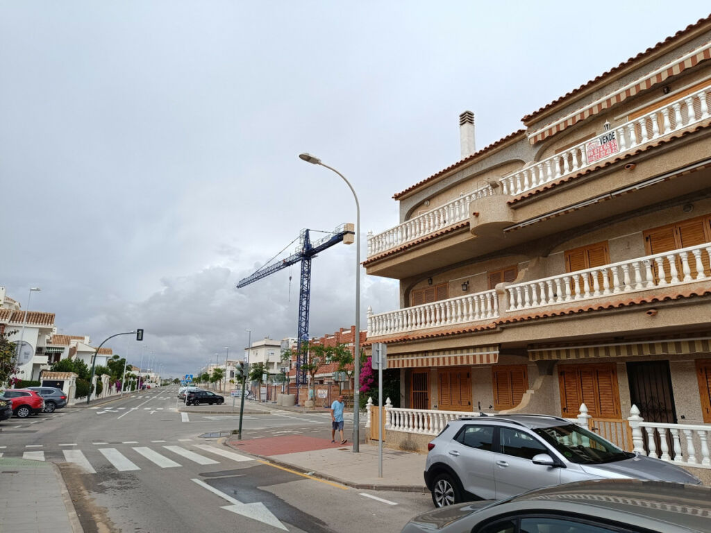 Middle Floor Apartment Torre de la Horadada Alicante - image 3