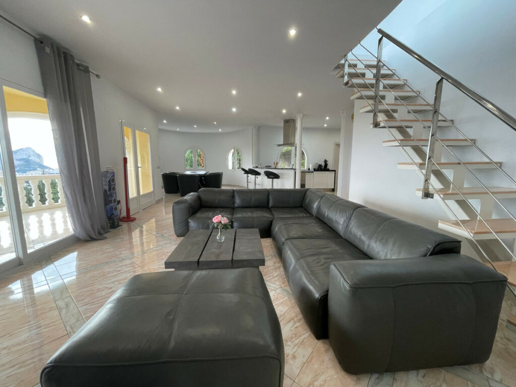 Detached Villa Calpe Alicante - image 5