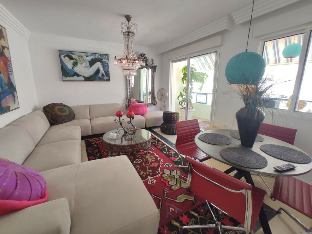 Middle Floor Apartment Marbella Málaga - image 3