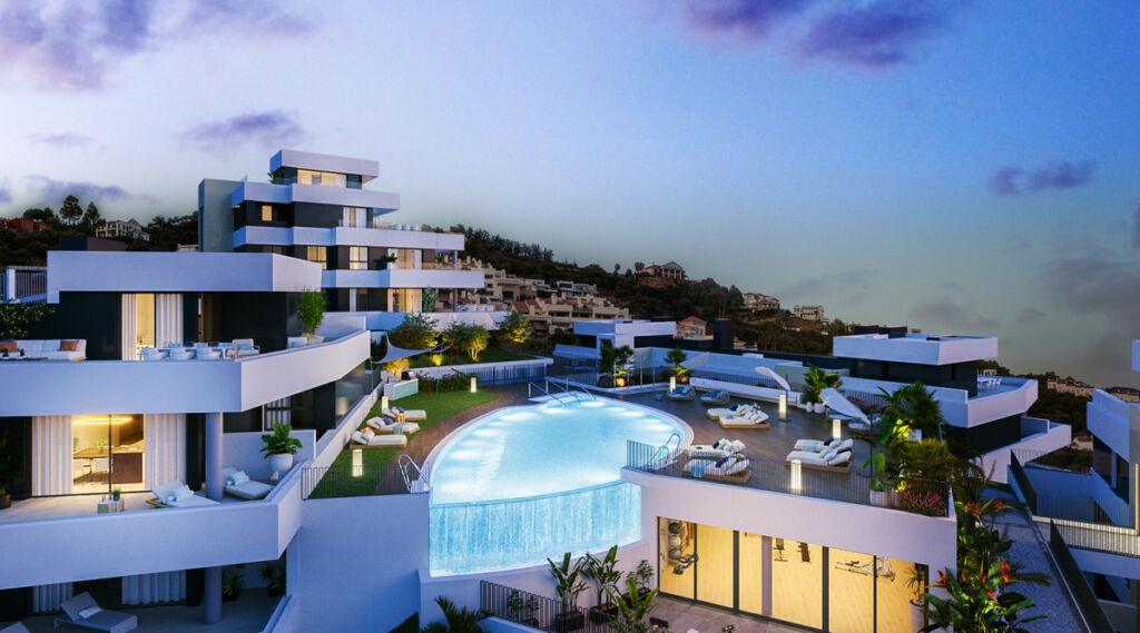 Middle Floor Apartment Marbella Málaga - image 3
