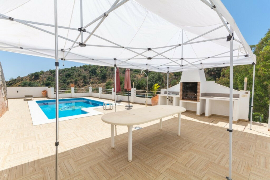 Detached Villa Mijas Costa Málaga - image 3