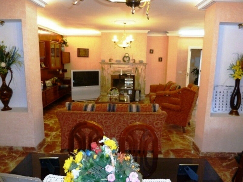 Detached Villa Alhaurín de la Torre Málaga - image 3
