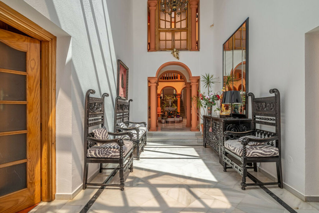 Detached Villa Benalmadena Málaga - image 3