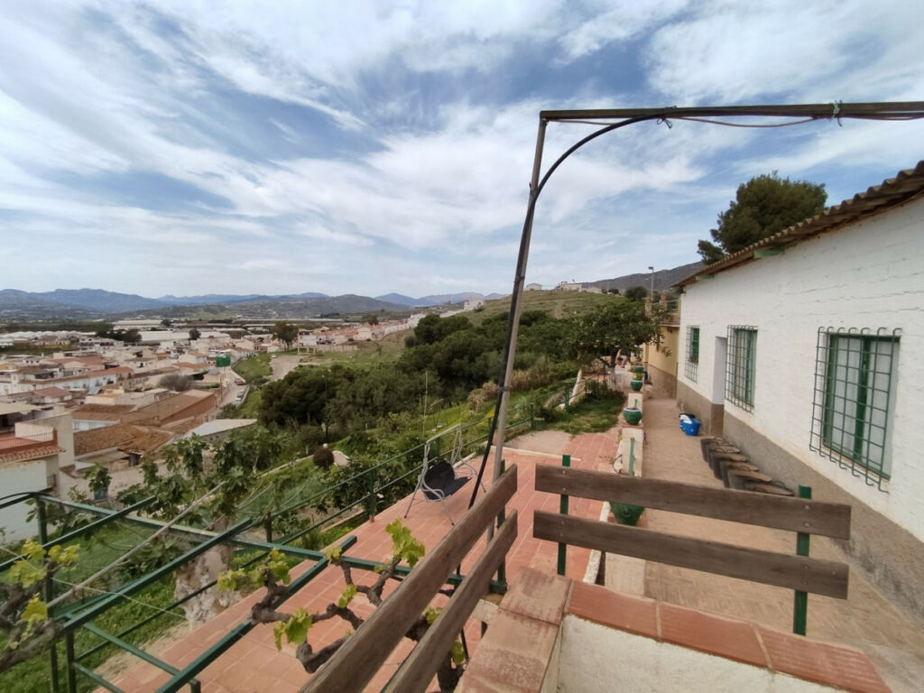 Detached Villa Vélez-Málaga Málaga - image 3