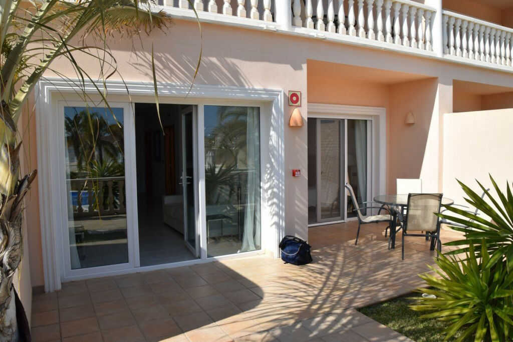 Middle Floor Apartment La Fustera Alicante - image 3