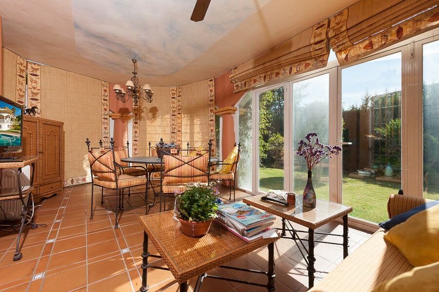 Detached Villa Benalmadena Málaga - image 3