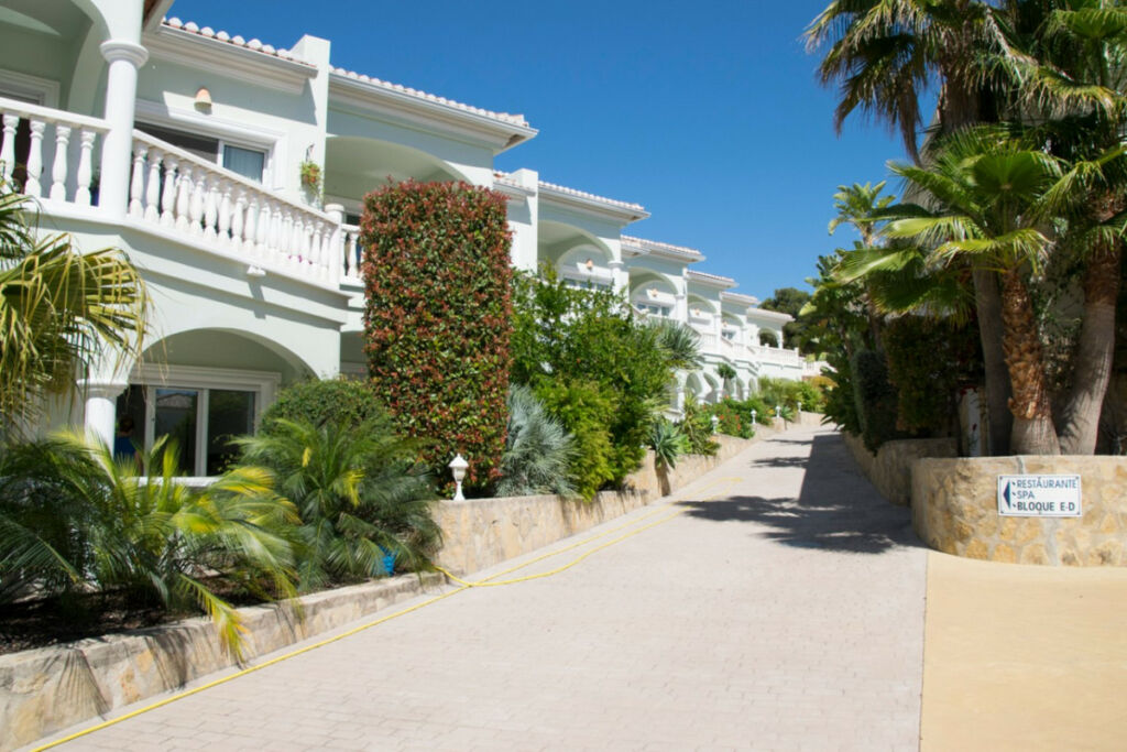 Ground Floor Apartment La Fustera Alicante - image 30