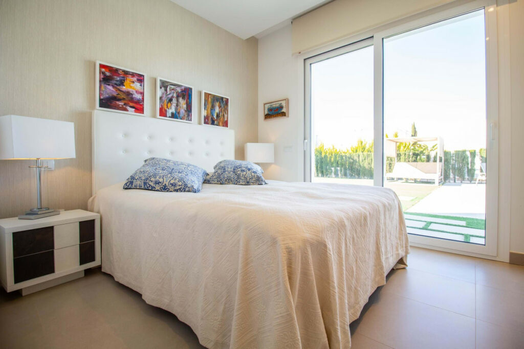 Detached Villa Las Colinas Golf Alicante - image 30