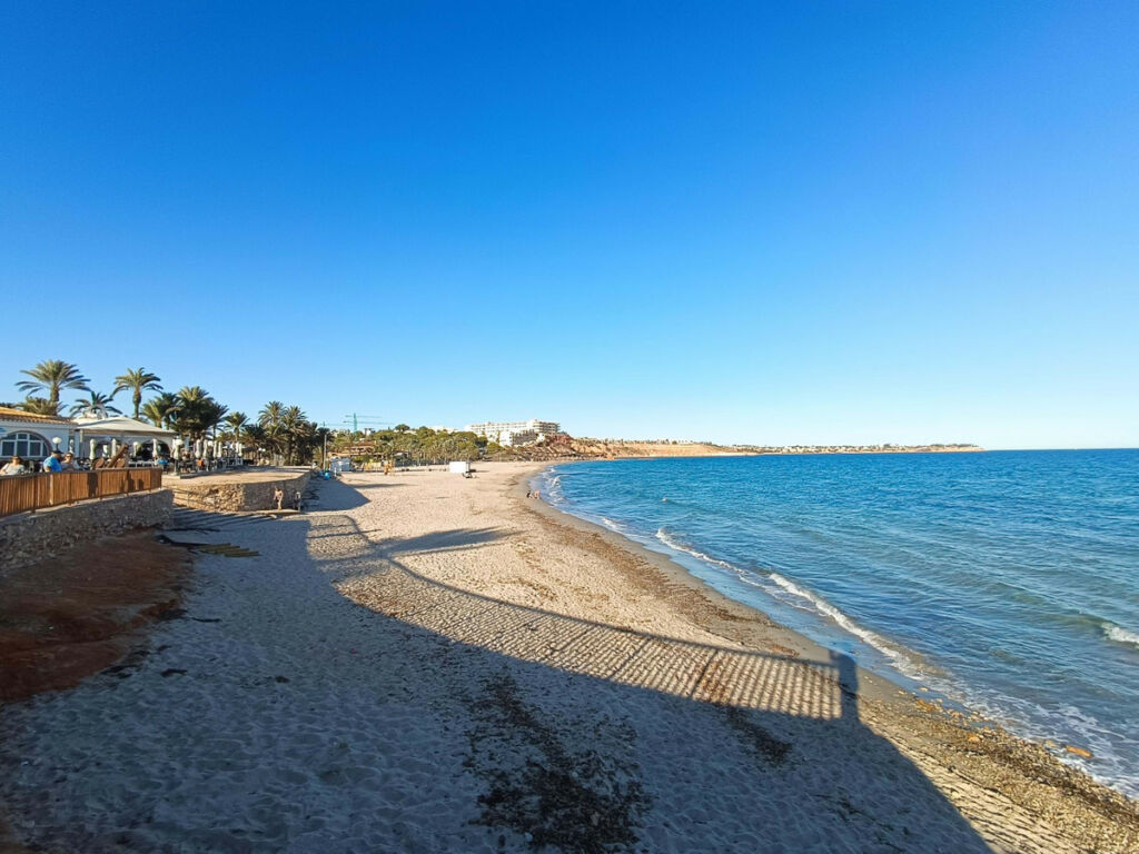 Middle Floor Apartment Campoamor Alicante - image 30