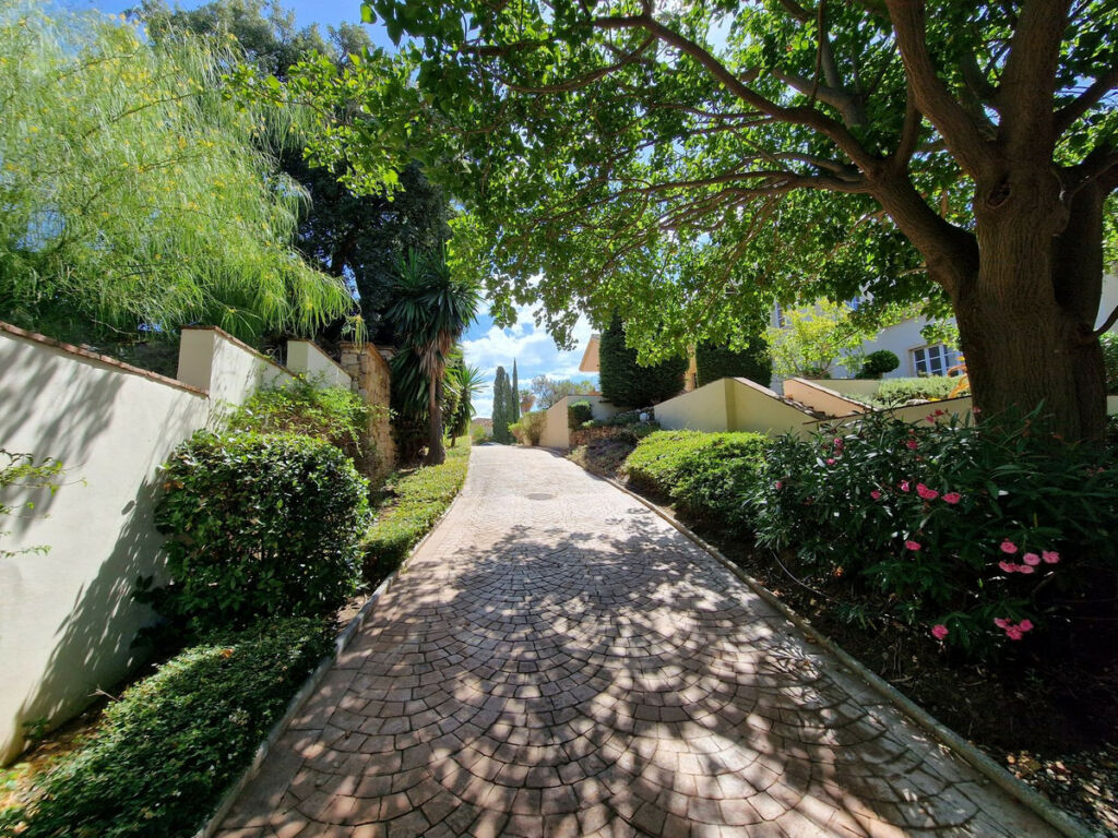 Detached Villa Calahonda Málaga - image 30