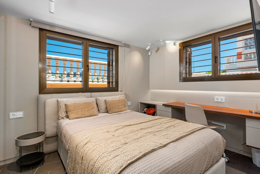 Townhouse Guardamar del Segura Alicante - image 30