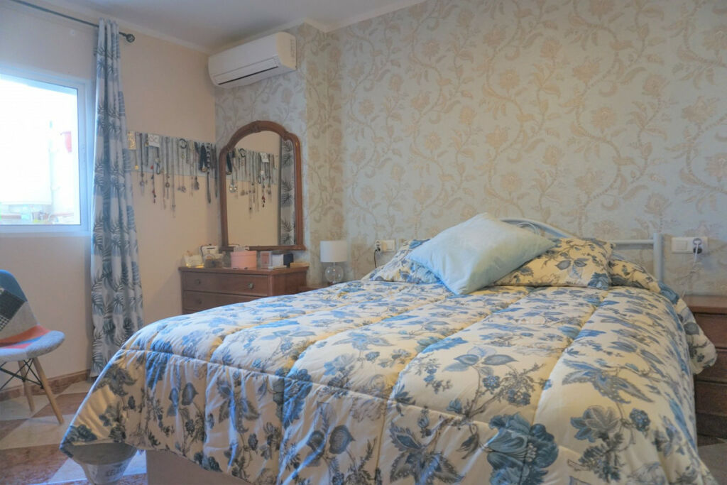 Middle Floor Apartment Canillas de Aceituno Málaga - image 30