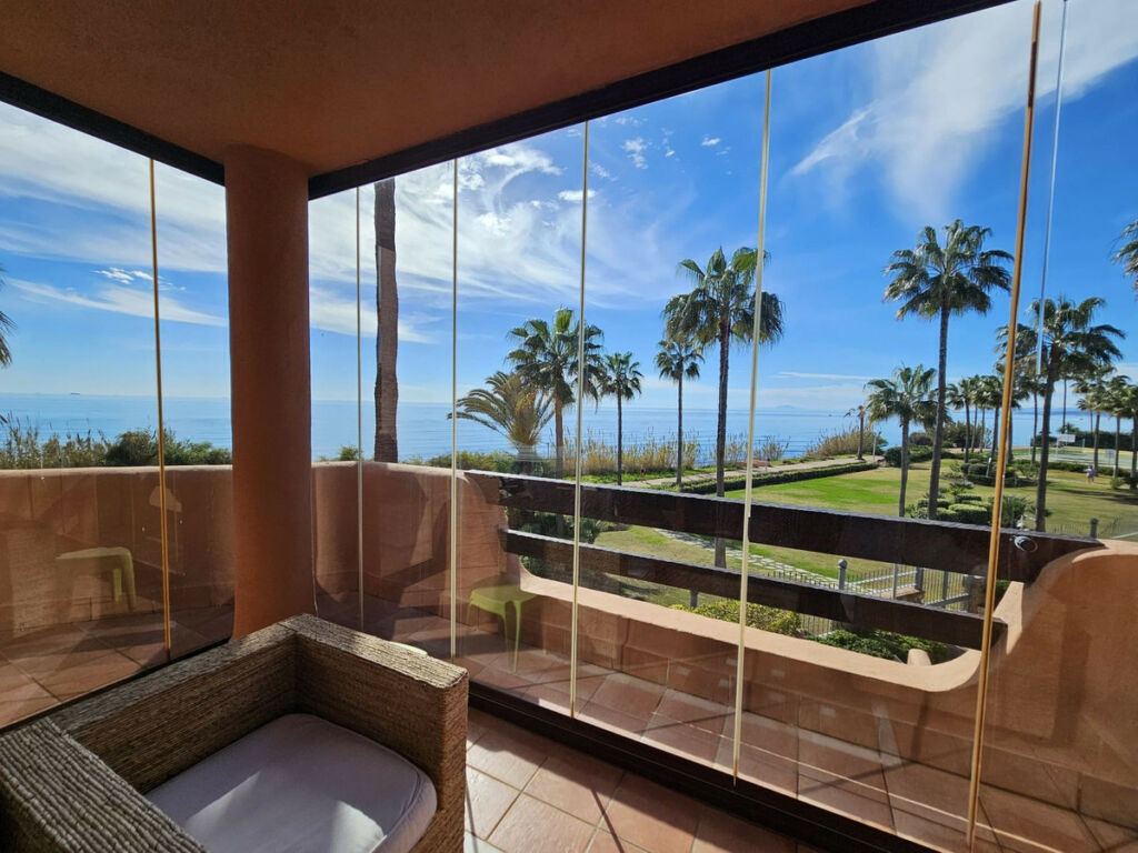 Middle Floor Apartment Estepona Málaga - image 31