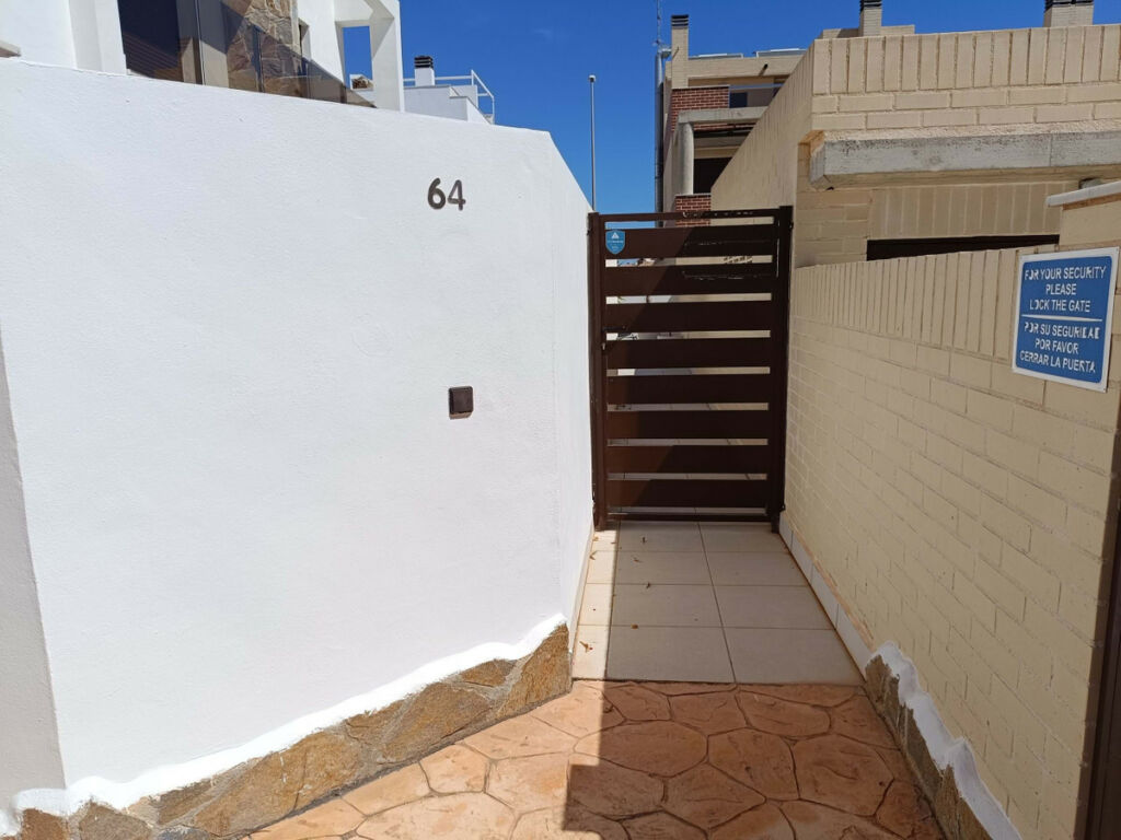 Townhouse Lomas de Cabo Roig Alicante - image 31