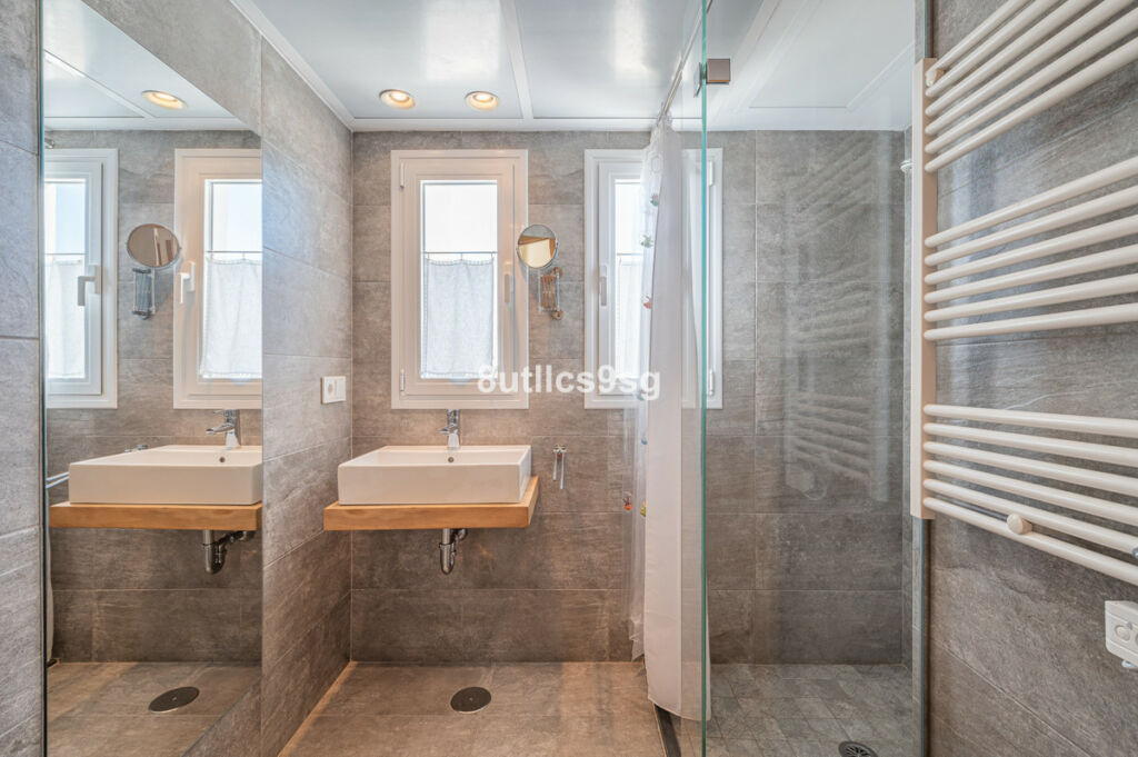 Detached Villa Nueva Andalucía Málaga - image 31