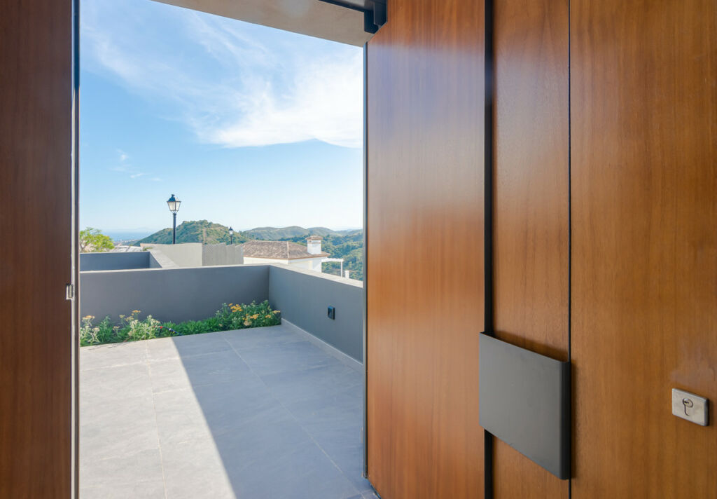Detached Villa Los Arqueros Málaga - image 34