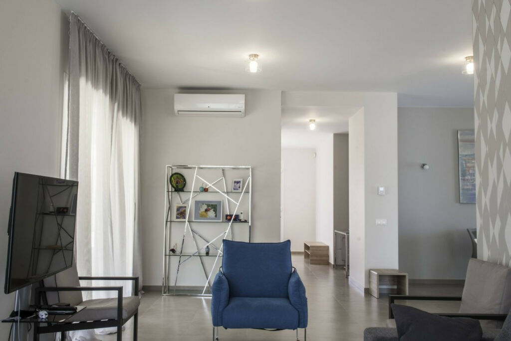 Detached Villa Albir Alicante - image 23