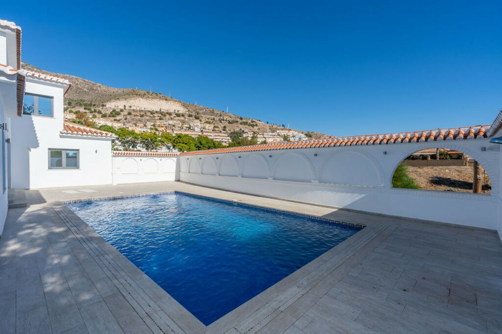 Detached Villa Benalmadena Málaga - image 32