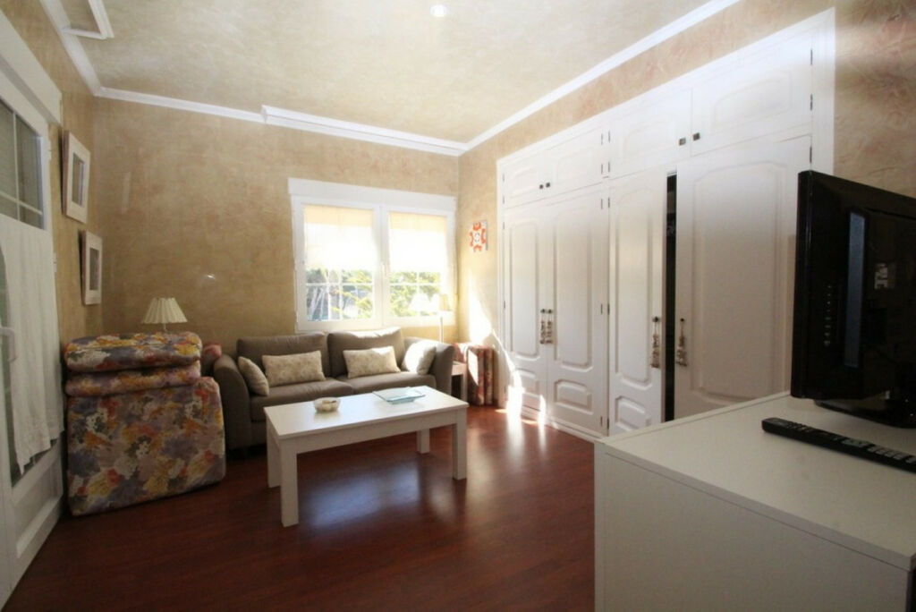 Detached Villa Cabo Roig Alicante - image 32