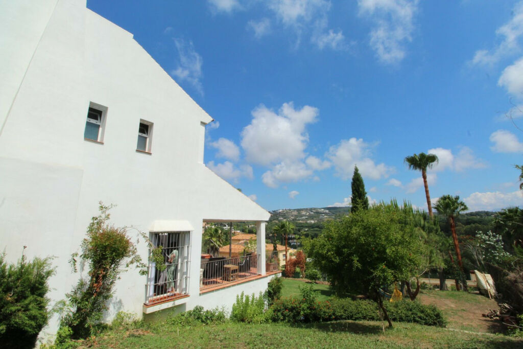 Detached Villa Sotogrande Alto Cádiz - image 32
