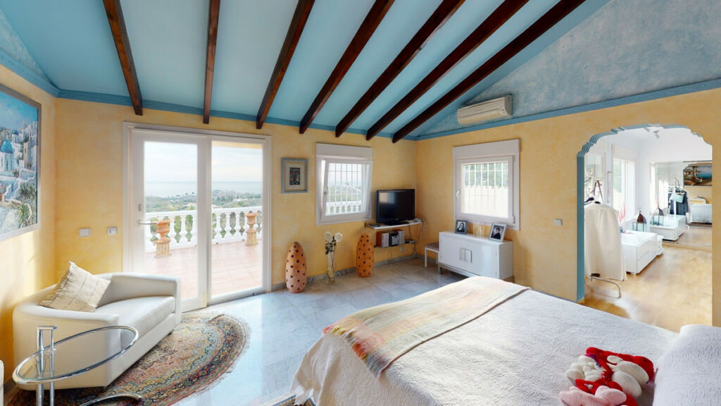 Detached Villa Benajarafe Málaga - image 33