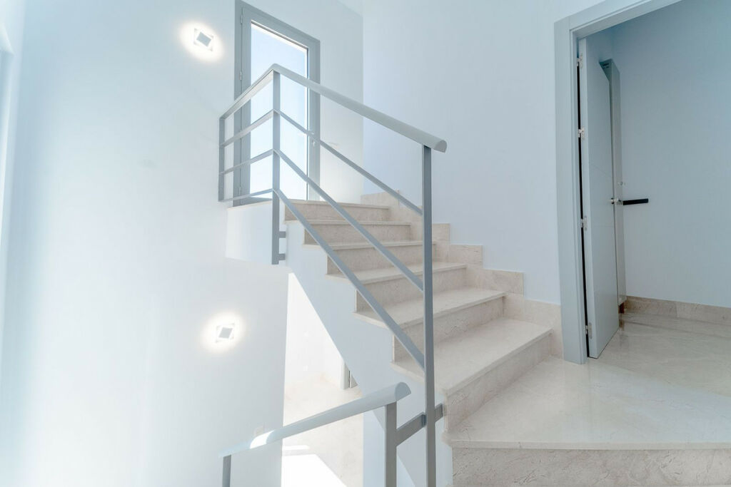 Detached Villa Los Arqueros Málaga - image 33