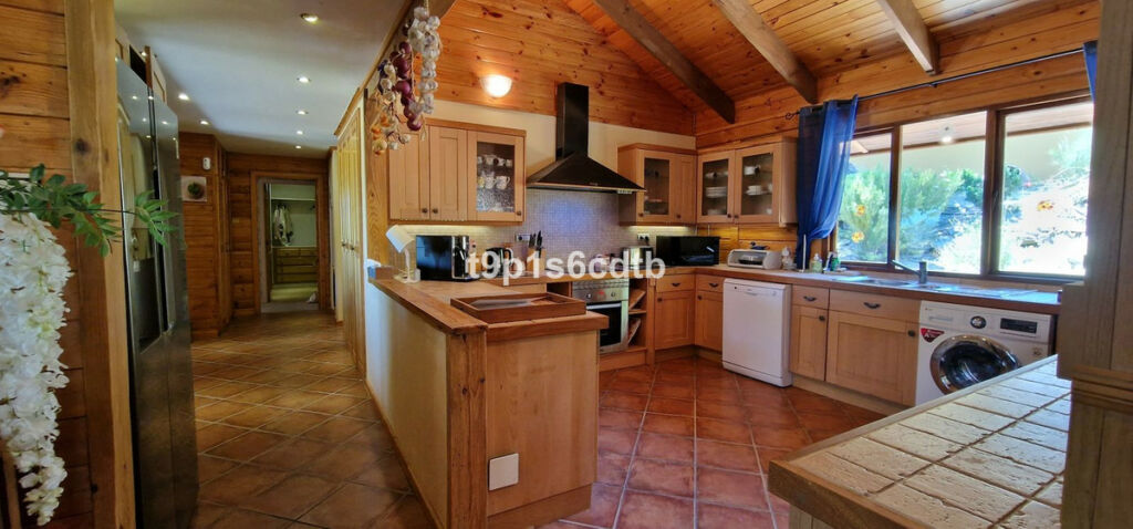 Detached Villa Monda Málaga - image 33