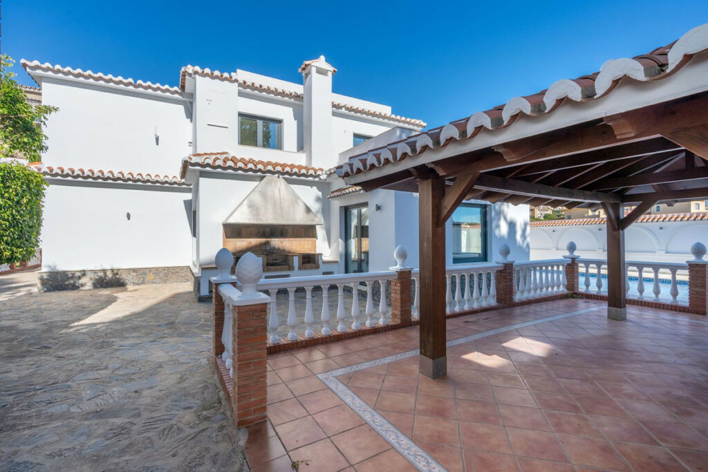 Detached Villa Benalmadena Málaga - image 34