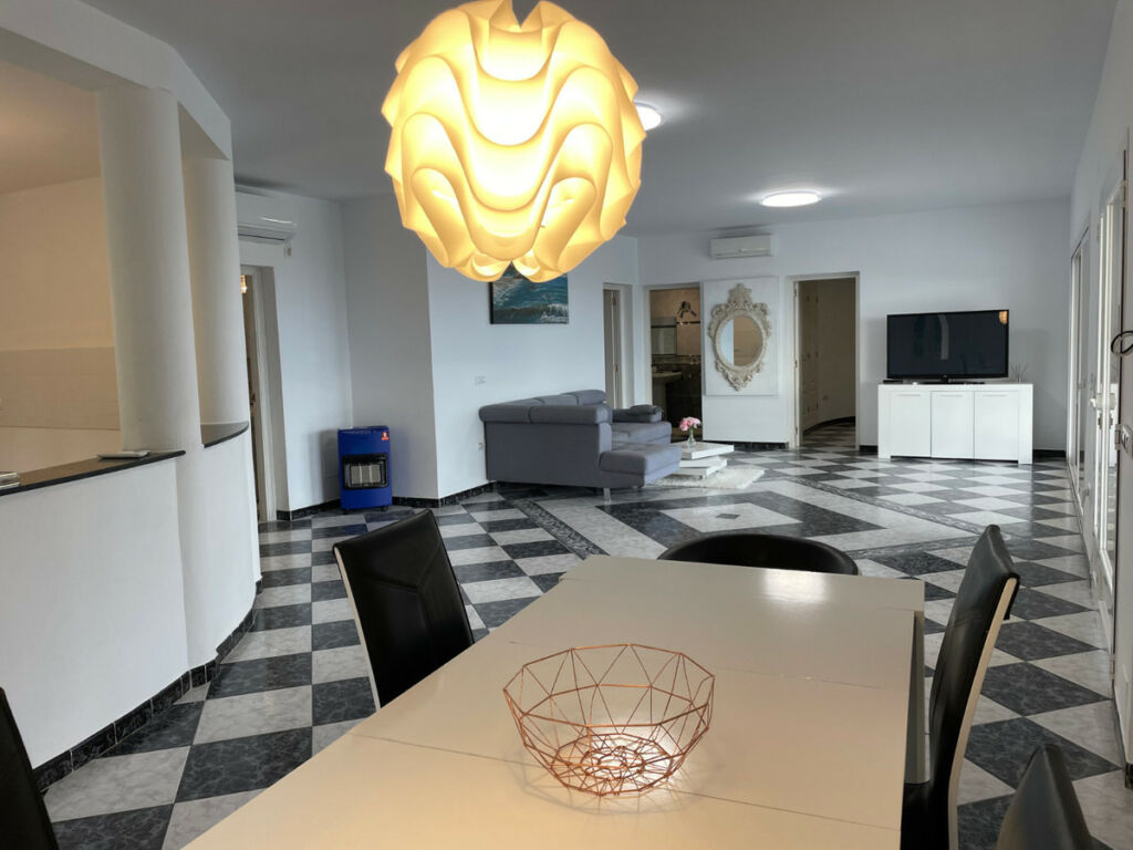 Detached Villa Calpe Alicante - image 25