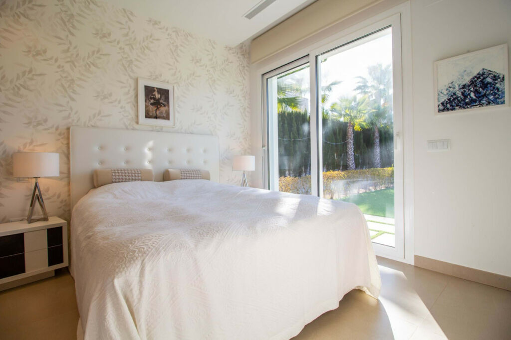 Detached Villa Las Colinas Golf Alicante - image 35