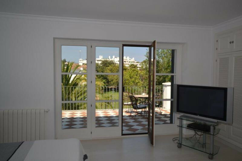 Detached Villa Guadalmina Baja Málaga - image 35