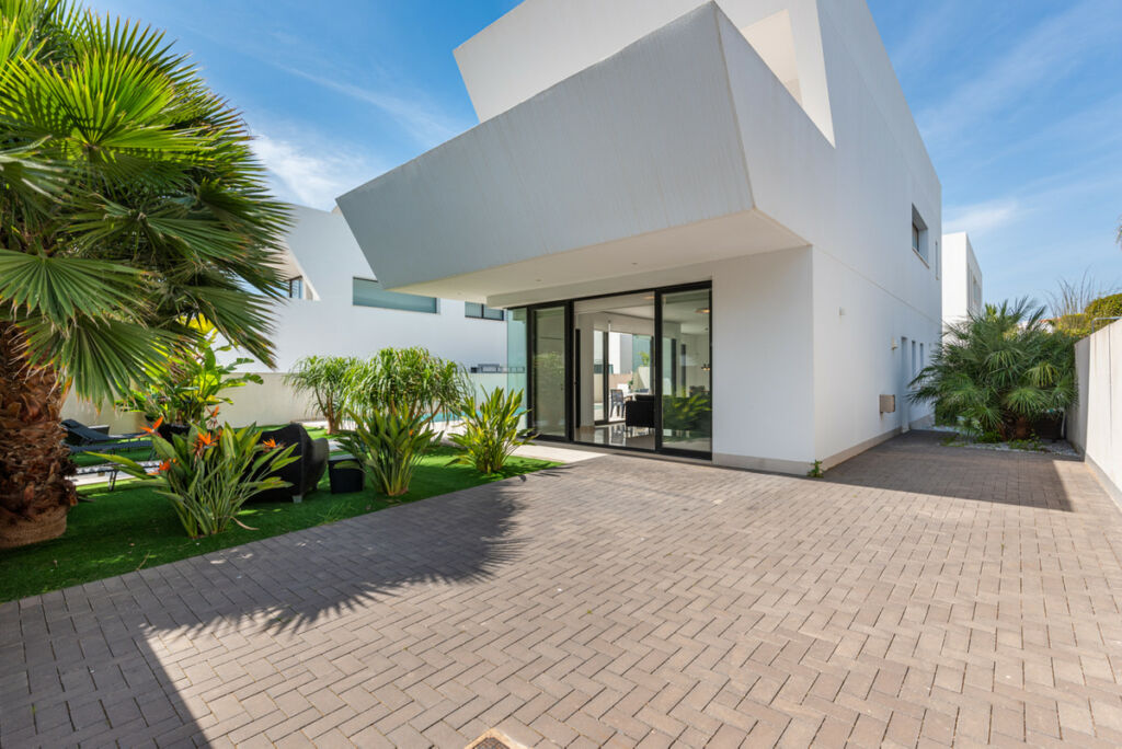 Detached Villa Ciudad Quesada Alicante - image 35