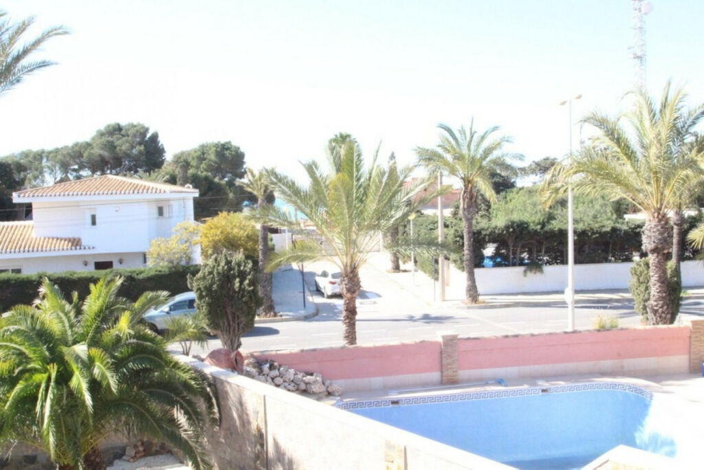 Detached Villa Cabo Roig Alicante - image 36
