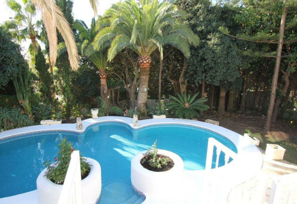 Detached Villa Riviera del Sol Málaga - image 36