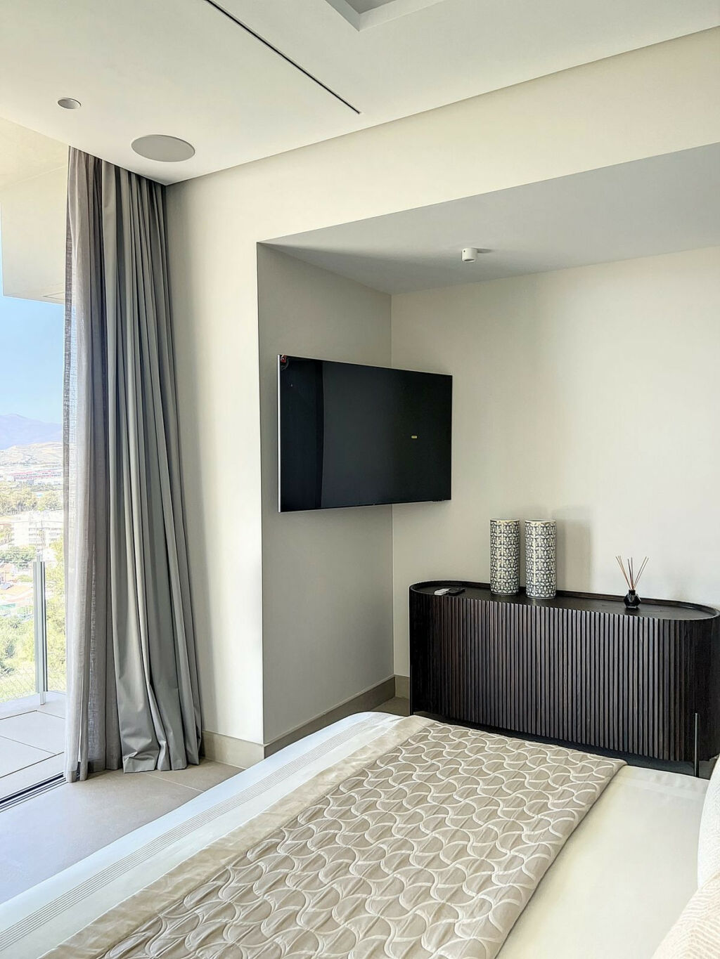 Detached Villa Nueva Andalucía Málaga - image 37
