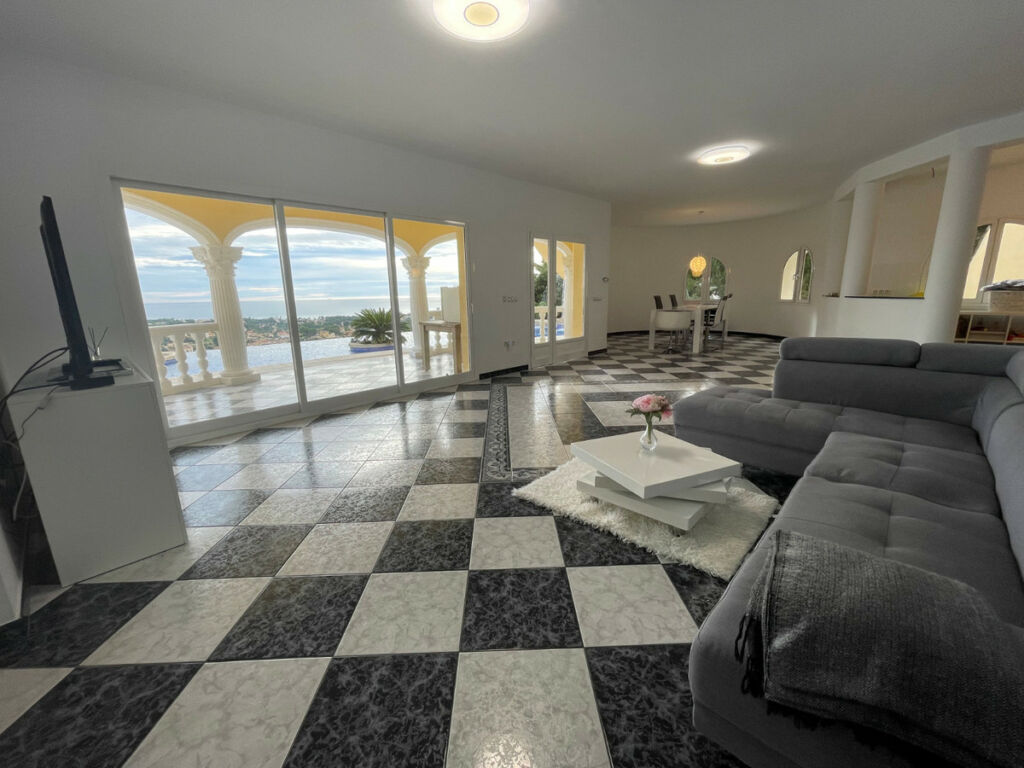 Detached Villa Calpe Alicante - image 24