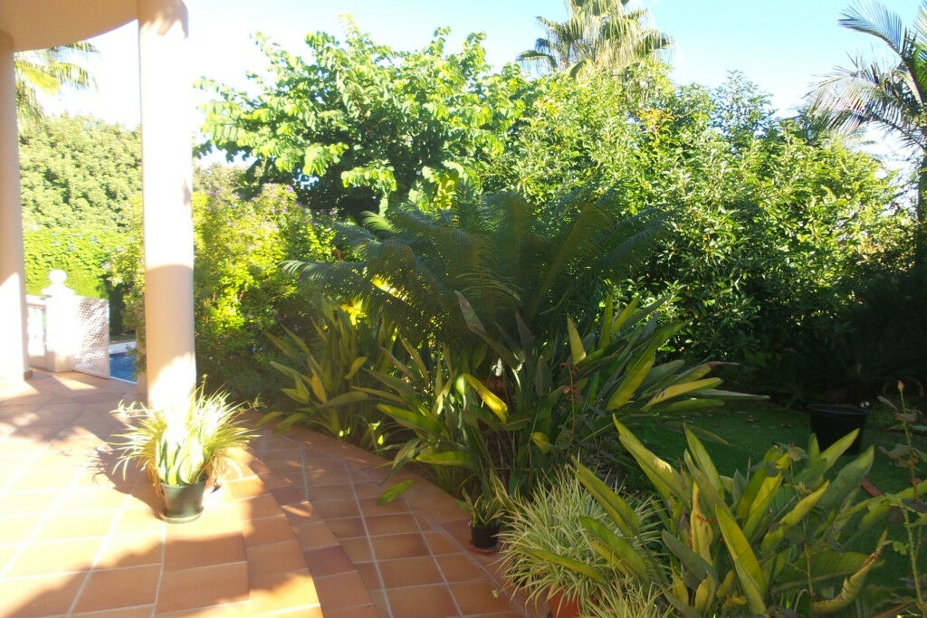 Detached Villa Alhaurín de la Torre Málaga - image 38
