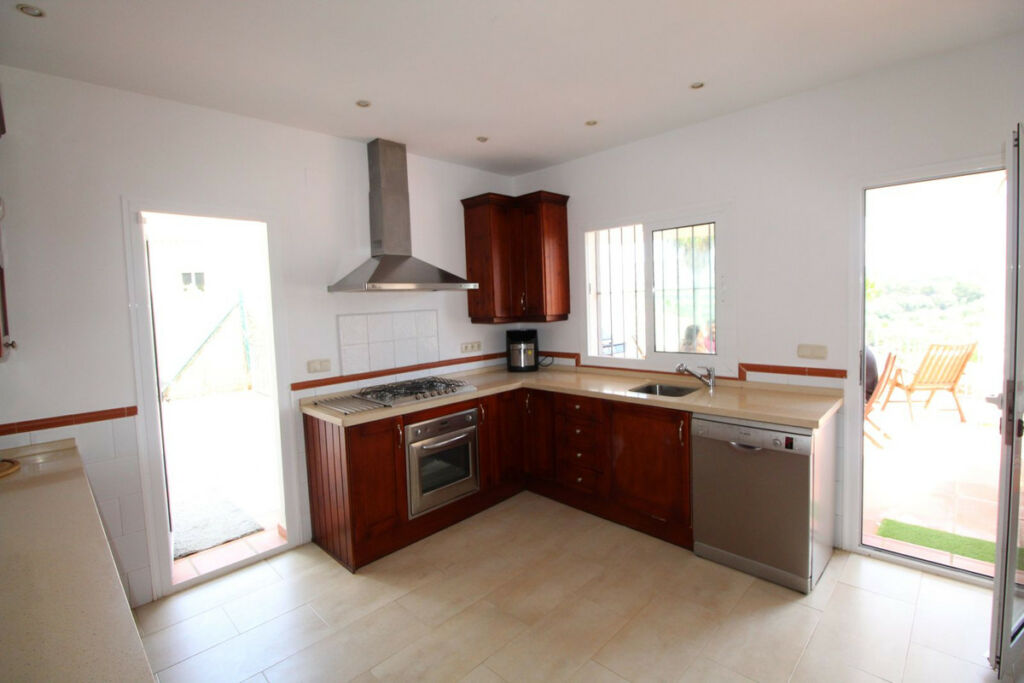 Detached Villa Sotogrande Alto Cádiz - image 36