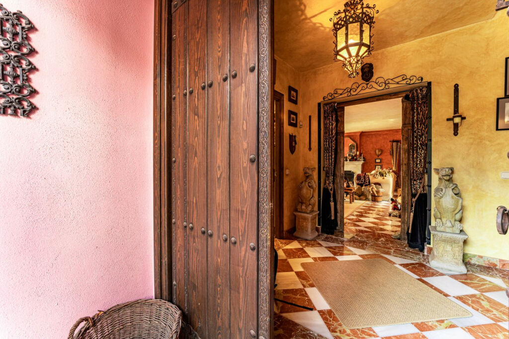 Detached Villa Benahavís Málaga - image 39
