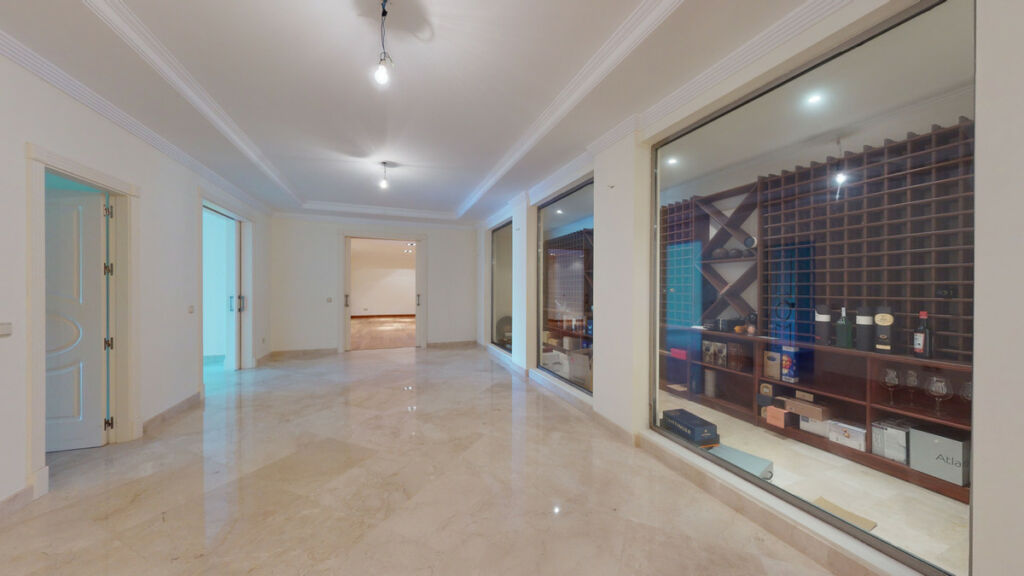 Detached Villa Los Arqueros Málaga - image 37